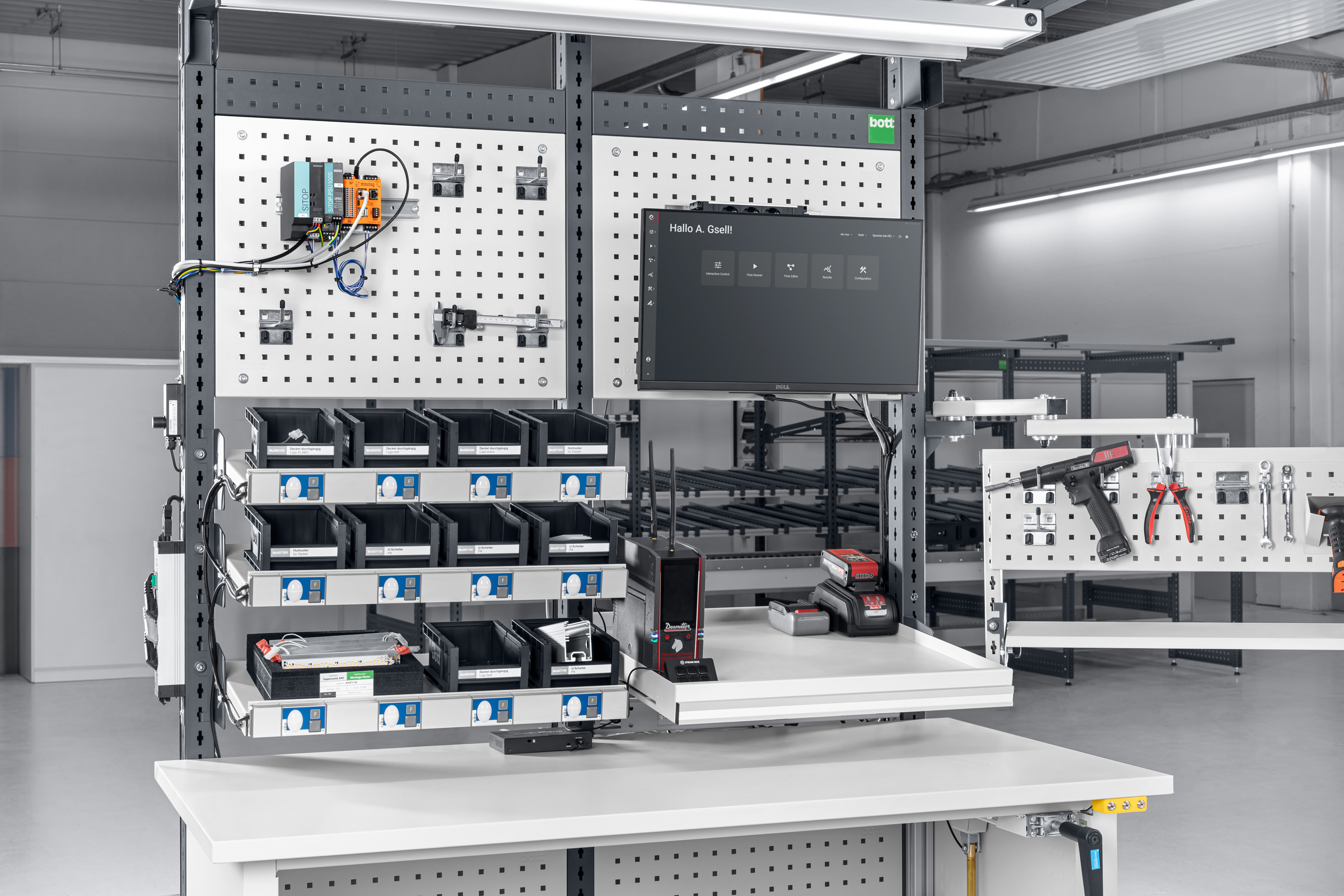 Digitally assisted assembly