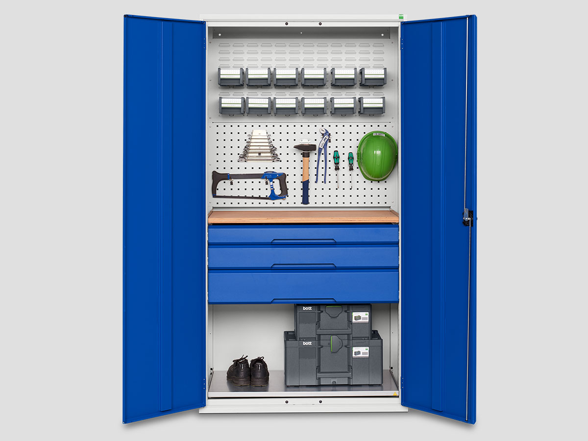 verso cabinet system with contents