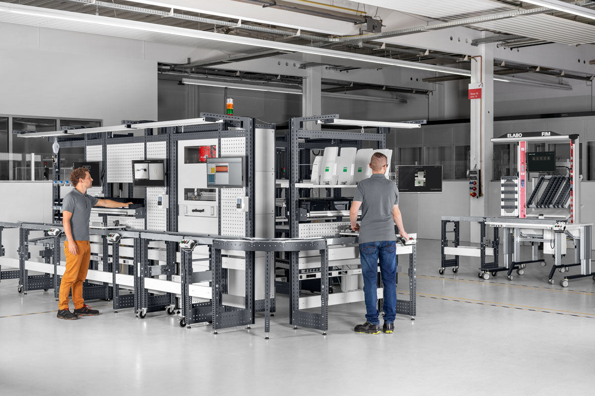 bott Manual assembly avero with digital assistance systems elution two