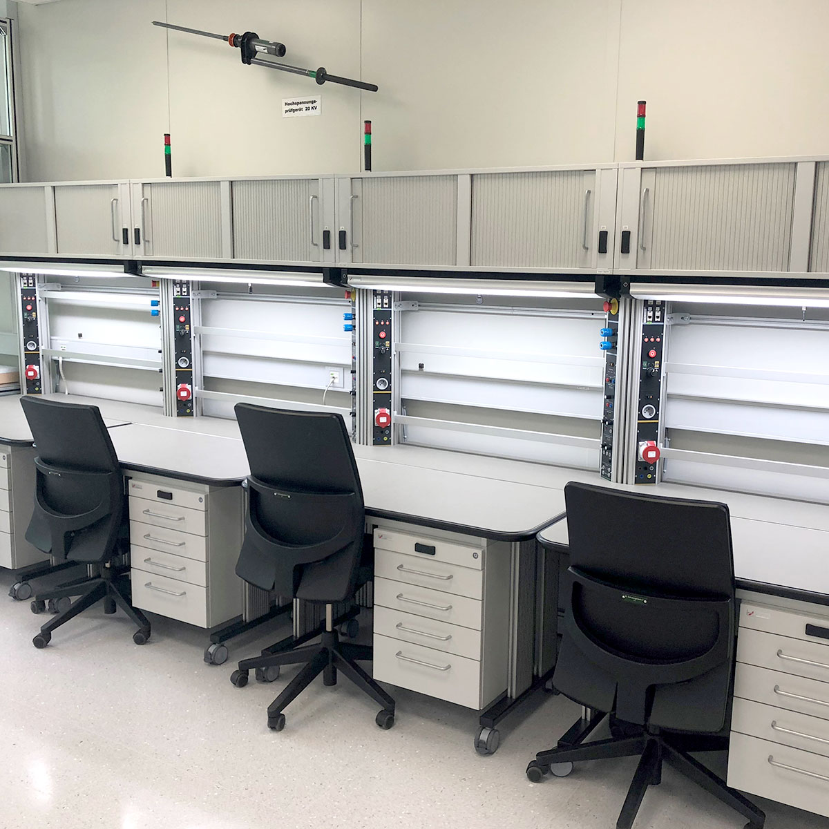bott Electrical laboratory training and experimenting application