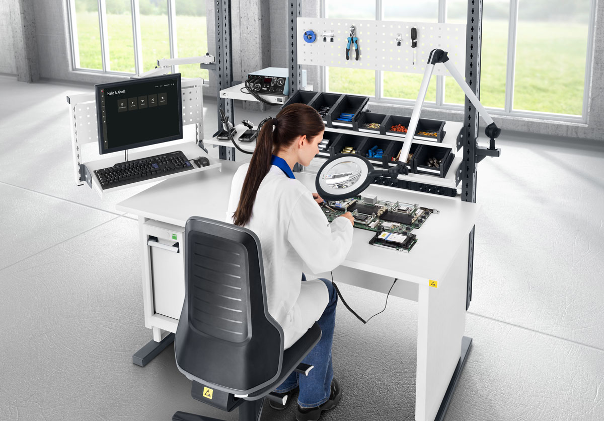 ESD workstation with Elution Two software