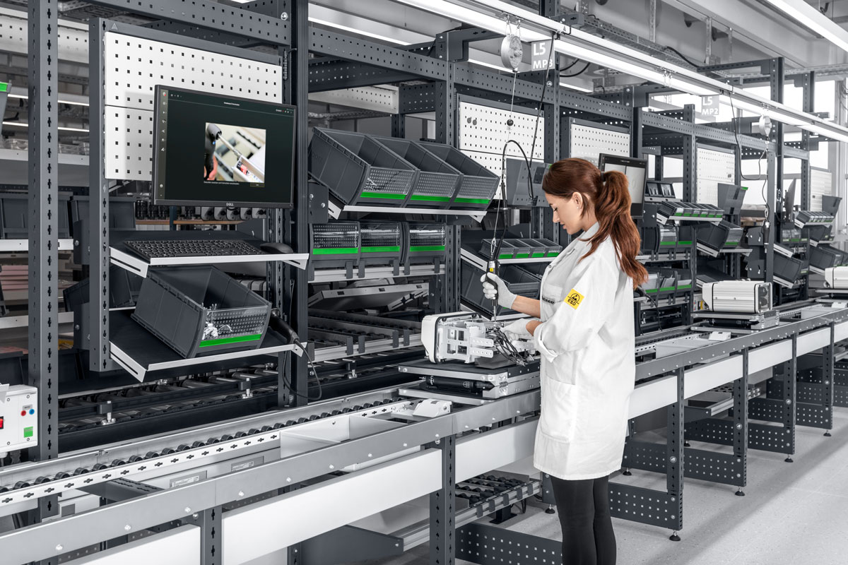 bott avero assembly line in use at Dallmeier